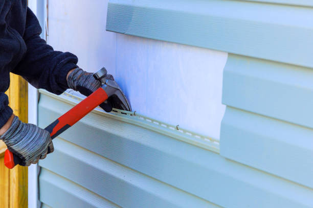 Reliable Fiber Cement Siding contractor in Martinsville, IL by Squared Siding